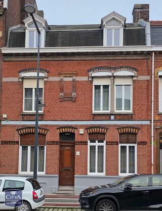  Maison � vendre 5 pi�ces 260 m�