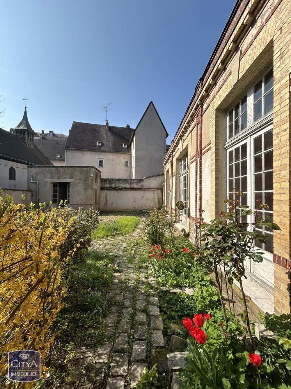 Maison 5 pièces 150 m² · à Chartres · 150 m² · 266 000 €