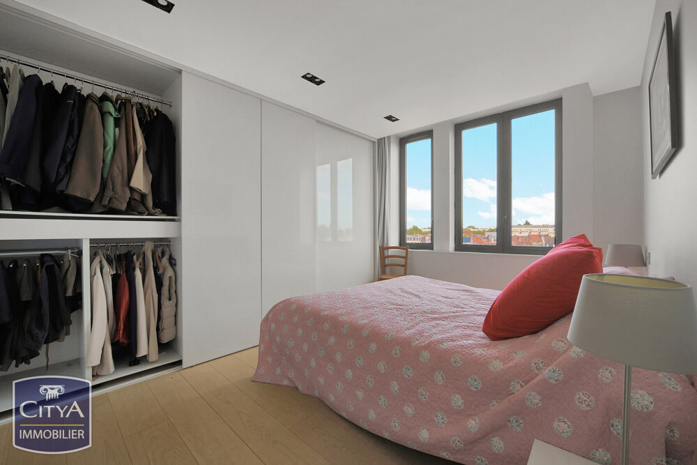à vendre  Appartement Lille (59800)