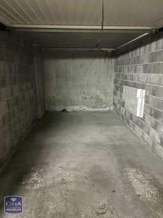  Parking / Garage à vendre 13 m²