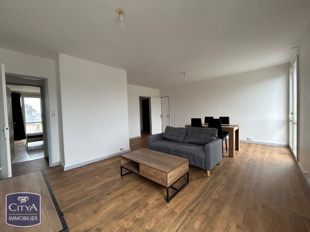 Appartement 4 pièces 84 m² · à Châteauroux · 84 m² · 75 000 €