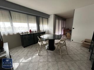 Appartement 82 m² · à Châtellerault · 82 m² · 44 000 €