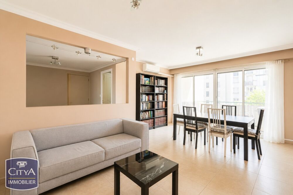 Appartement 3 pièces 84 m² · à Grenoble · 84 m² · 229 000 €