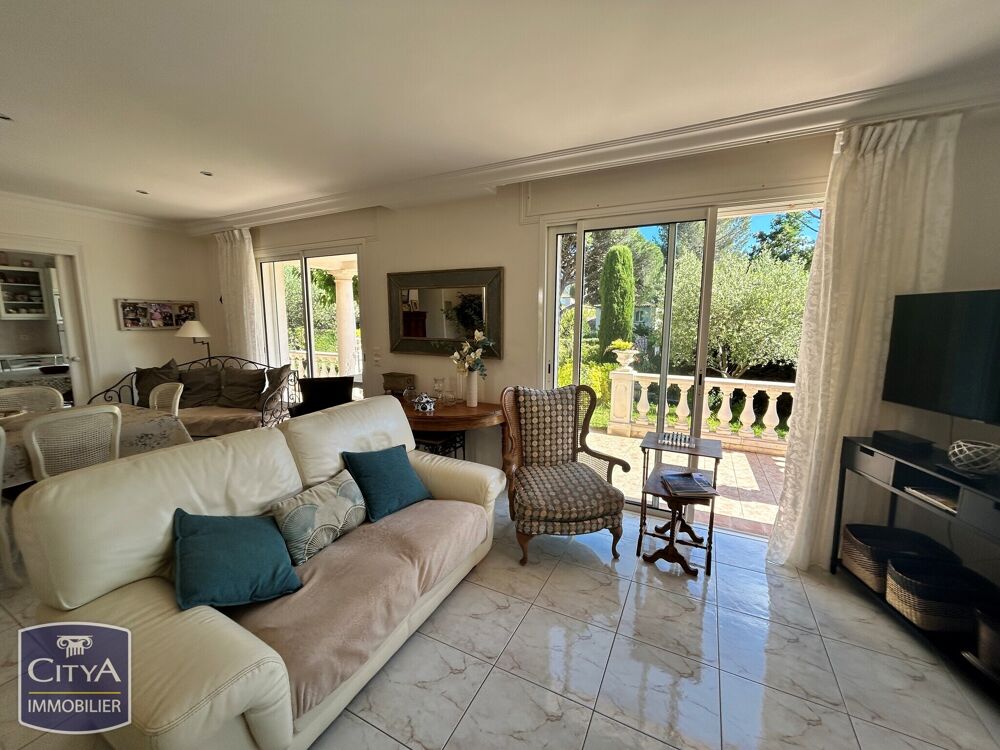 � vendre  Maison Saint-Rapha�l (83700)