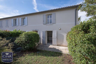 Appartement 3 pièces 65 m² · à Saintes · 65 m² · 142 000 €