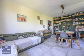 Appartement 3 pièces 79 m² · à Avignon · 79 m² · 105 000 €