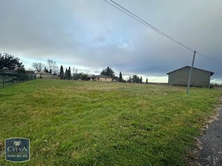  Terrain à vendre 842 m²