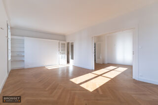 Vente Appartement 4 pièces 132 m², Tours