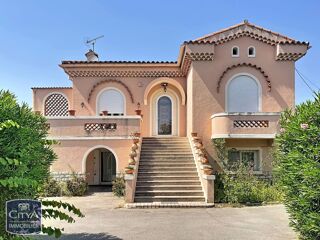  Maison à vendre 10 pièces 302 m²
