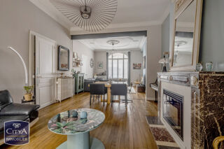  Maison � vendre 8 pi�ces 241 m�