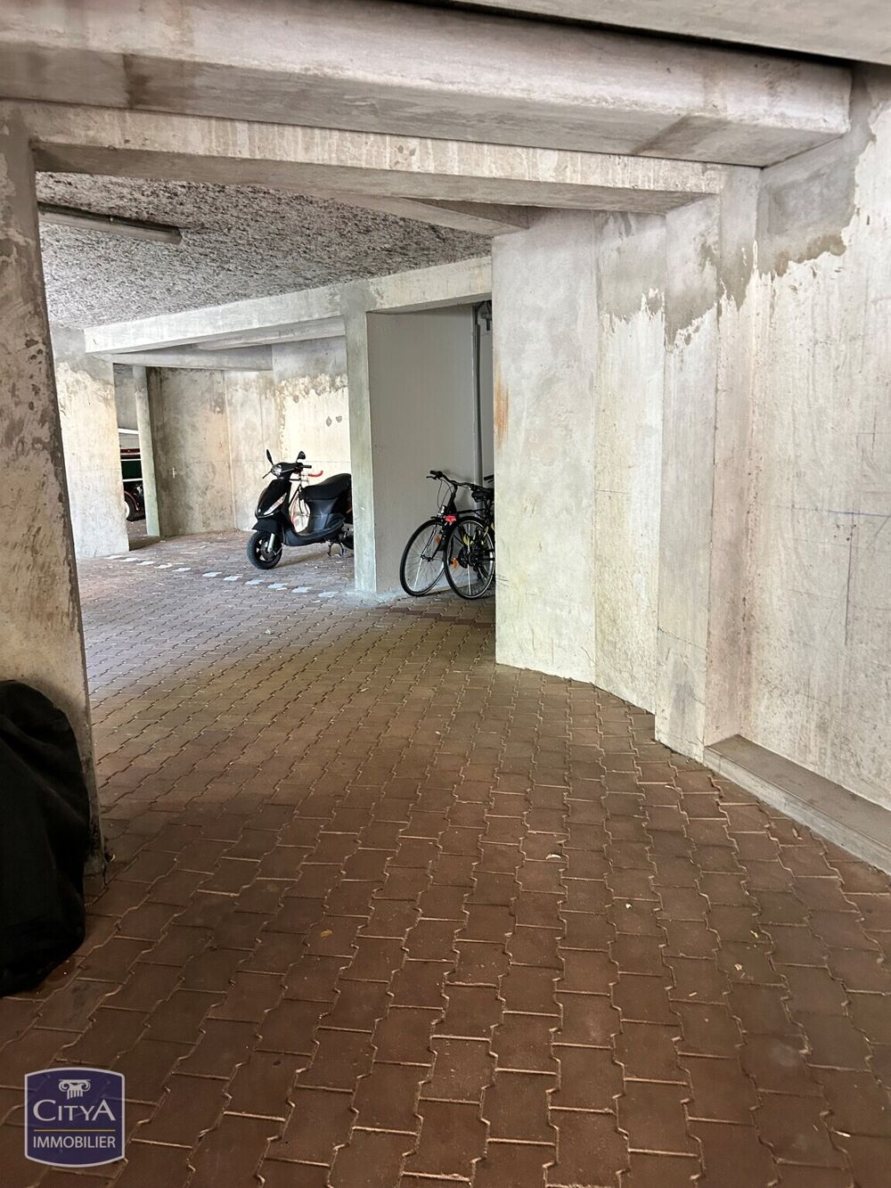 Vente Parking/Garage parking Arcachon