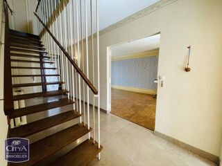 Maison à vendre 11 pièces 185 m²