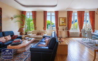  Appartement à vendre 6 pièces 195 m²