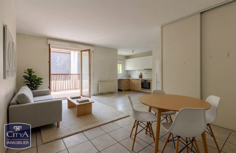 Appartement 4 pièces 80 m² · à Villeurbanne · 80 m² · 220 000 €
