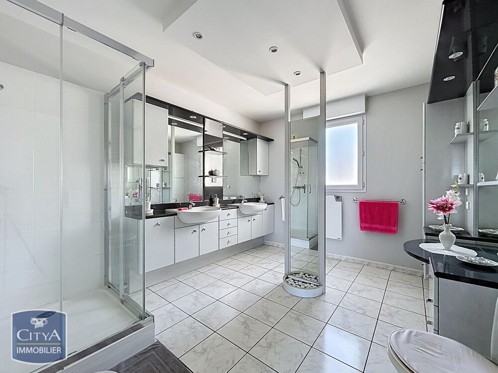 � vendre  Appartement Nimes (30900)