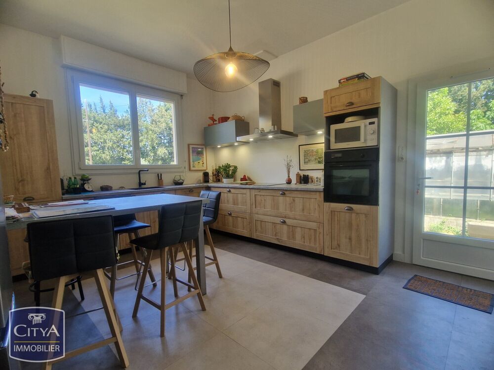 Maison 6 pièces 160 m² · à Sorgues · 160 m² · 450 000 €