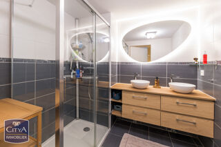  Appartement à vendre 3 pièces 77 m²