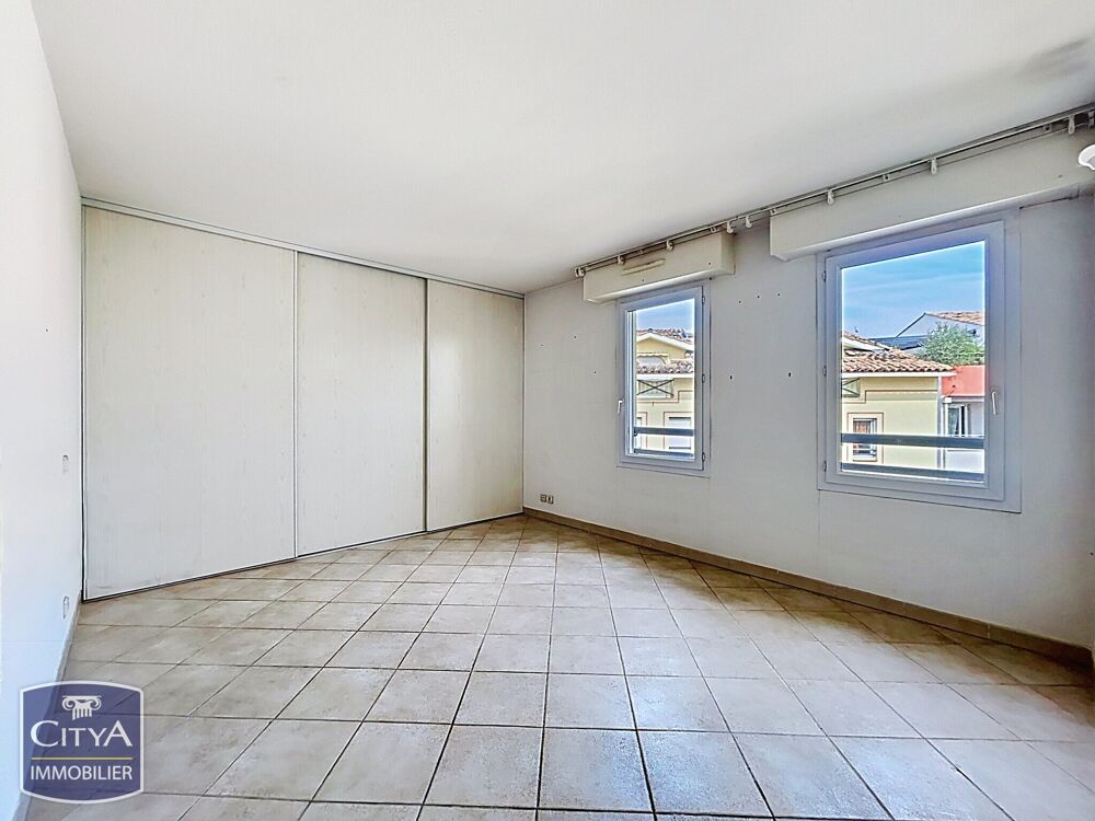 � vendre  Appartement Saint-Rapha�l (83700)