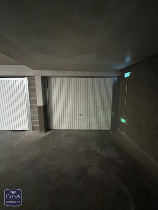  Parking / Garage à vendre 30 m²