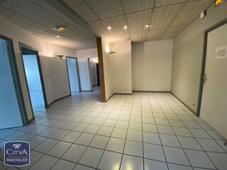 Appartement 10 pièces 186 m² · à La Ville-aux-Dames · 186 m² · 277 000 €