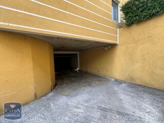  Parking / Garage à vendre 