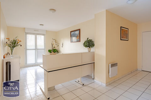 local 256000 37540 Saint-cyr-sur-loire