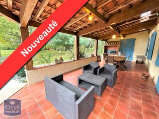  Maison � vendre 8 pi�ces 251 m�