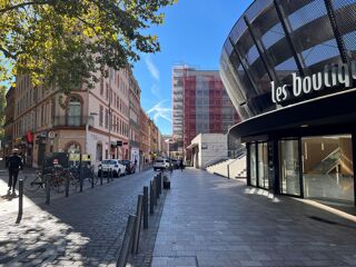  Parking / Garage à vendre 