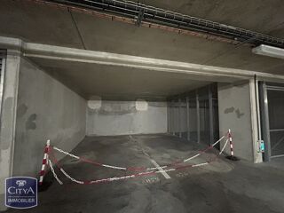  Parking / Garage � vendre 24 m�