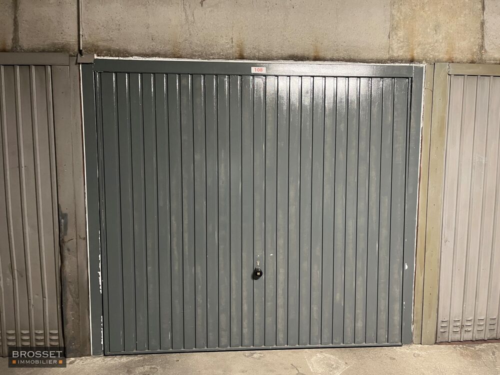 Vente Parking/Garage parking Tours