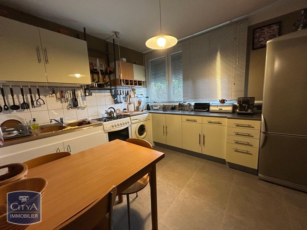 Appartement 2 pièces 48 m² · à Saint-Étienne · 48 m² · 60 000 €