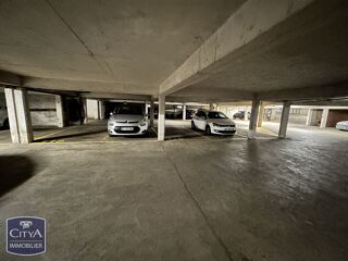  Parking / Garage � vendre 15 m�