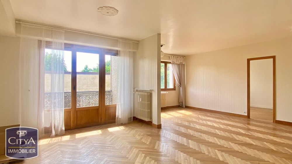 Appartement 5 pièces 107 m² · à Alençon · 107 m² · 110 000 €