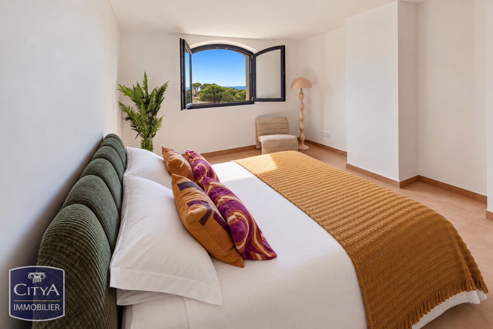 à vendre  Maison Sainte-Maxime (83120)