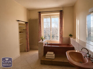  Maison à vendre 11 pièces 311 m²