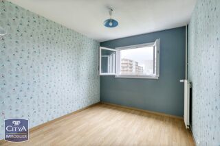  Appartement � vendre 4 pi�ces 80 m�