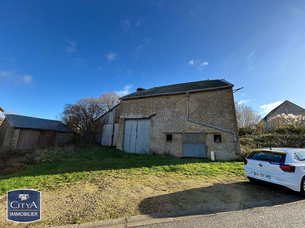 Maison 1 pièce 135 m² · à Douzy · 135 m² · 69 000 €