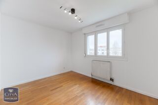  Appartement � vendre 4 pi�ces 98 m�