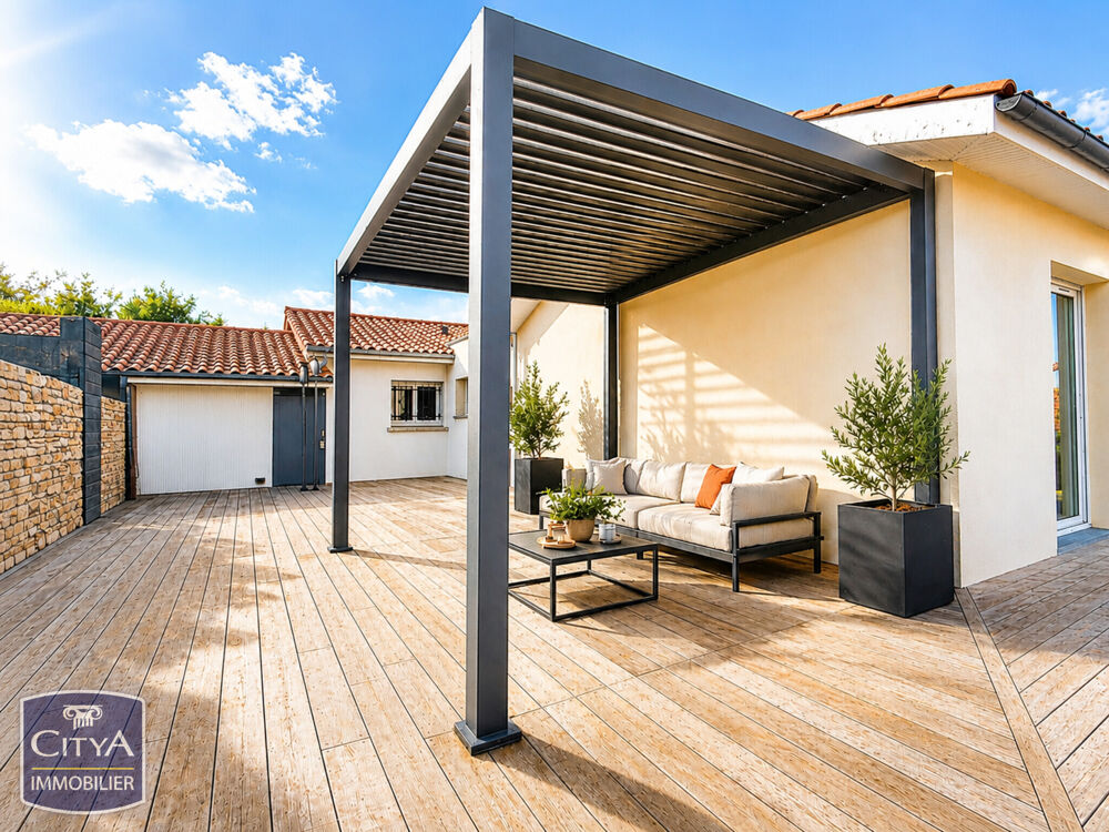 Maison 4 pièces 112 m² · à Virsac · 112 m² · 299 000 €