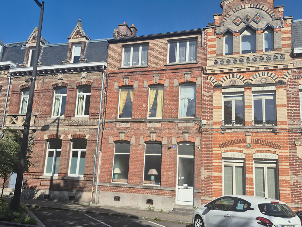 Maison 7 pièces 165 m² · à Valenciennes · 165 m² · 300 000 €