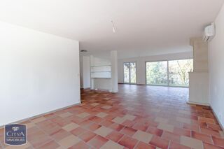  Appartement à vendre 3 pièces 121 m²