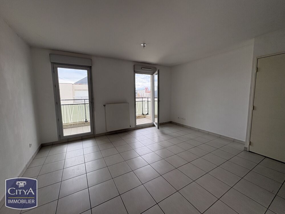 Appartement 2 pièces 44 m² · à Décines-Charpieu · 44 m² · 195 000 €
