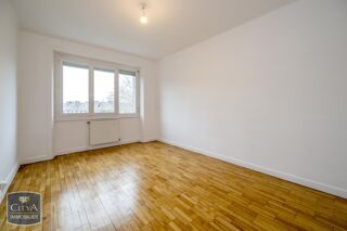  Appartement � vendre 4 pi�ces 89 m�