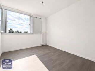  Appartement à vendre 4 pièces 77 m²