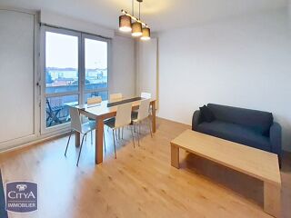 Appartement 3 pièces 68 m² · à Villefranche-sur-Saône · 68 m² · 120 000 €