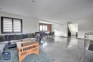  Maison à vendre 10 pièces 210 m²
