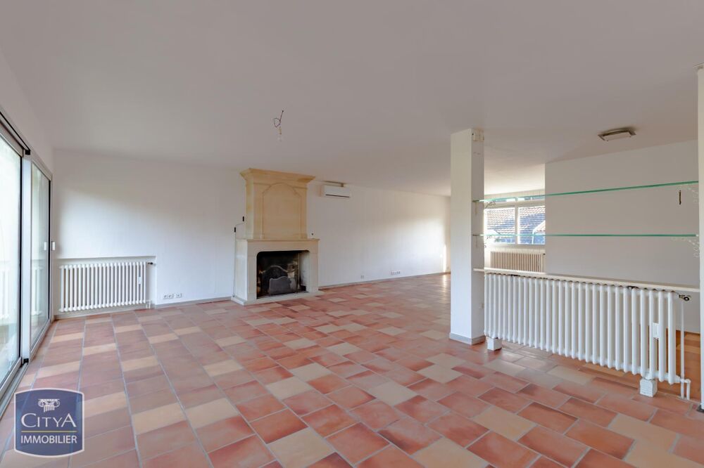 Appartement 3 pièces 121 m² · à Périgueux · 121 m² · 164 000 €