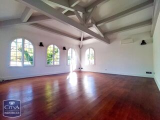  Maison à vendre 6 pièces 220 m²