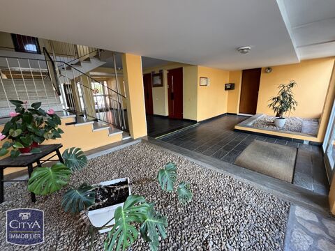 local 134000 34110 Frontignan