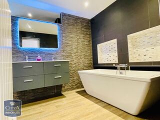  Appartement à vendre 6 pièces 149 m²